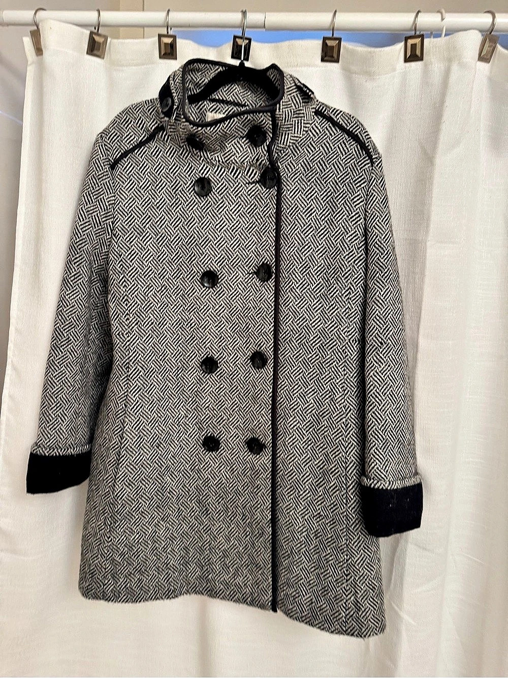 24” ptp Cleo Petite Wool Blend A-Line Coat – Size 14 Petite – Black & Ivory Herr - Picture 6 of 15